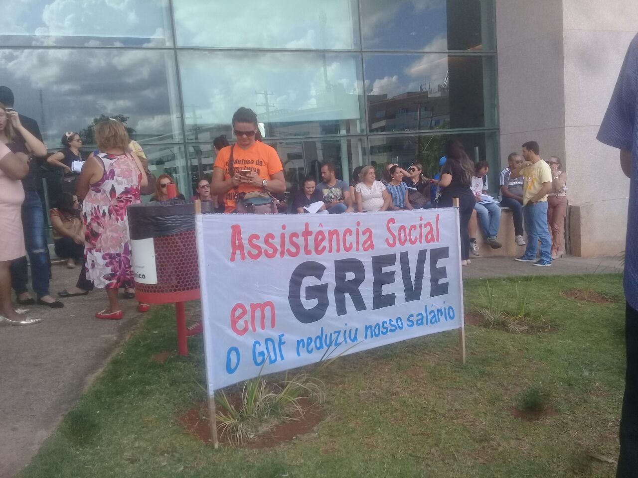 REUNIÃO NA CÂMARA COM EXPRESSIVA PARTICIPAÇÃO DA CATEGORIA 